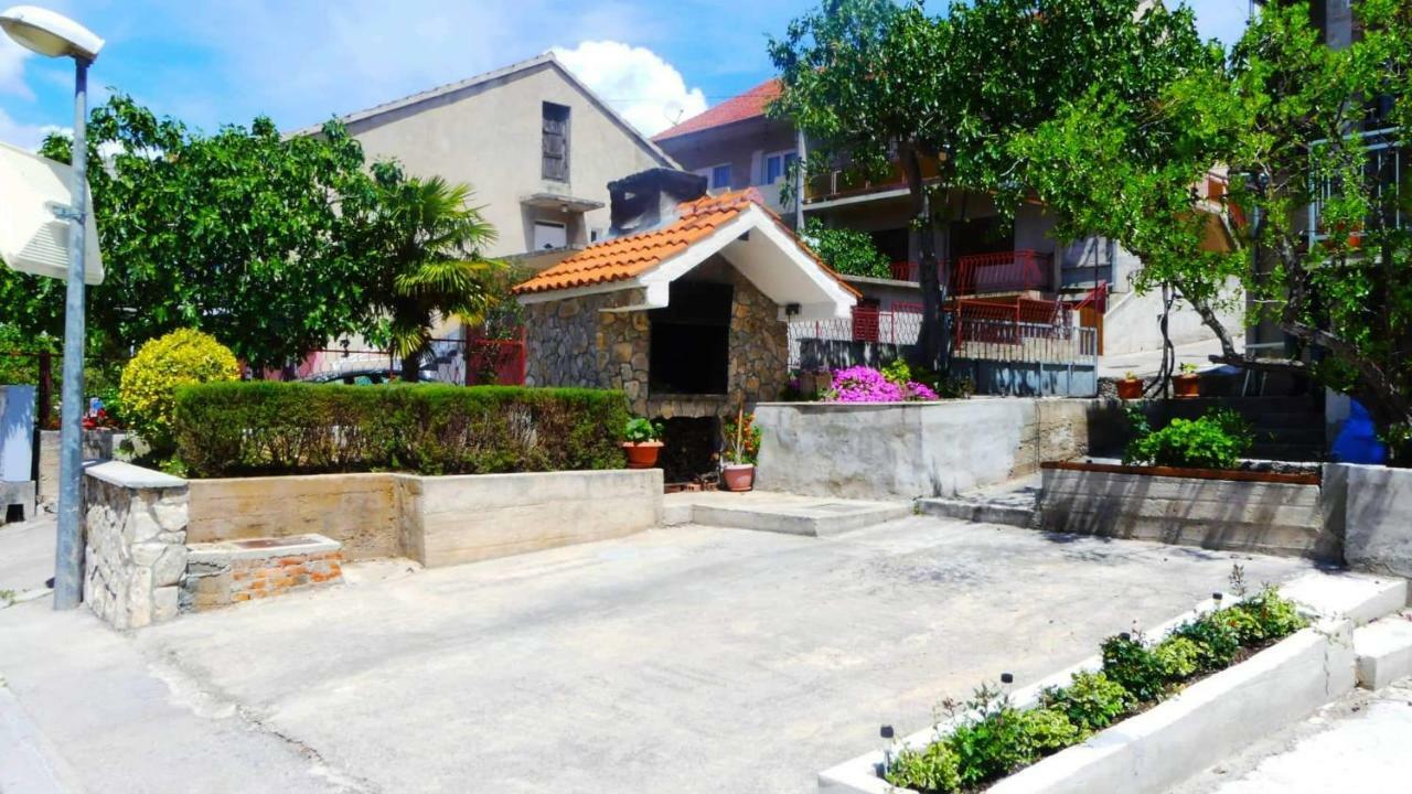 Family Silver Apartment Sibenik Exterior photo